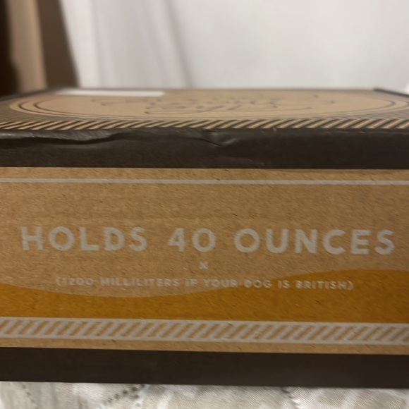 NIB NWT Brass Monkey White Ceramic Dog dish 44 0z. The Main Course 7” x 3” - Picture 5 of 8